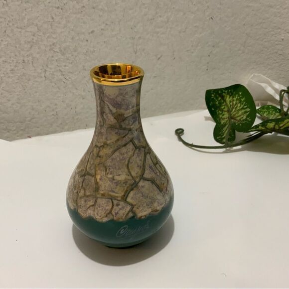 CRESPO Yapacunchi Cuenca Ecuador Mint Green Brown Gold Ceramic VASE 5" tall G12 - Picture 1 of 6